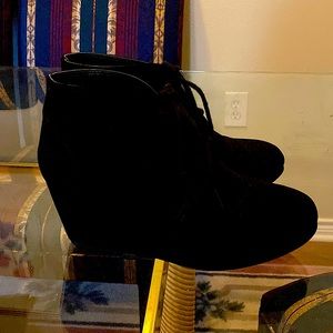 Ankle boots used, in very good  condition
